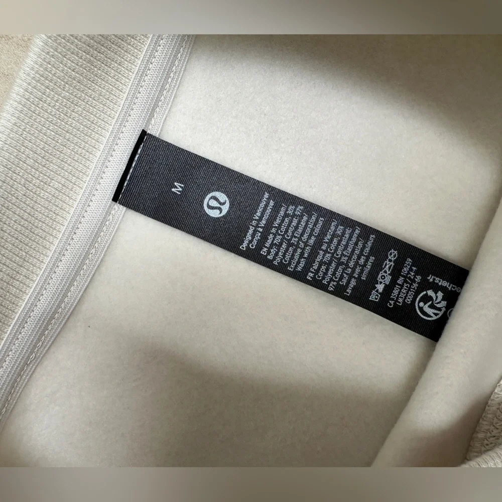 NWT Lululemon Steady State Crew Graphic in Bone in size M